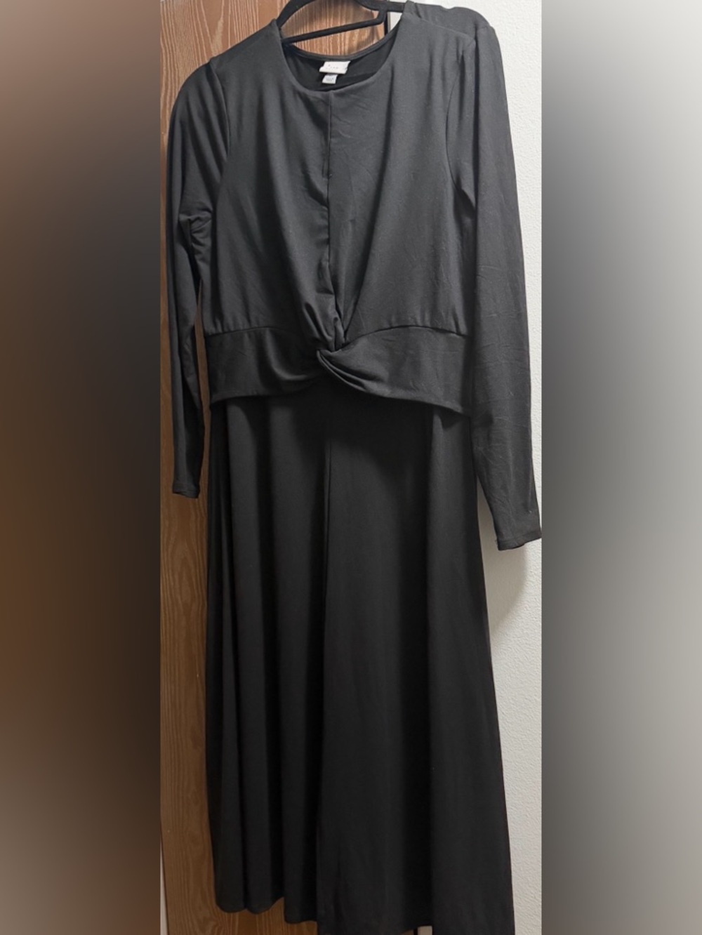Black Long Sleeve Knot Front Maxi Dress